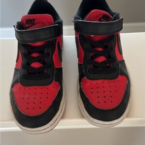 Nike Kids Black and Red Sneakers